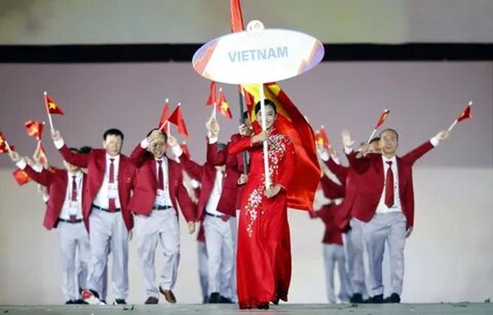 HOT: Tiểu Yến Tử - Hạ Tử Vy - - Cảm hứng video marketing từ Hotspot Matrix